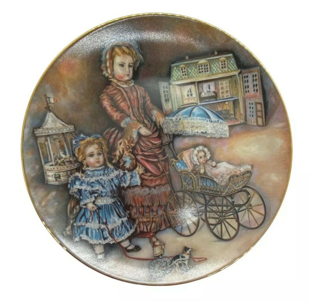 Collector Plate Vintage Grandmother's World Multicolor 24 Karat Gold Border